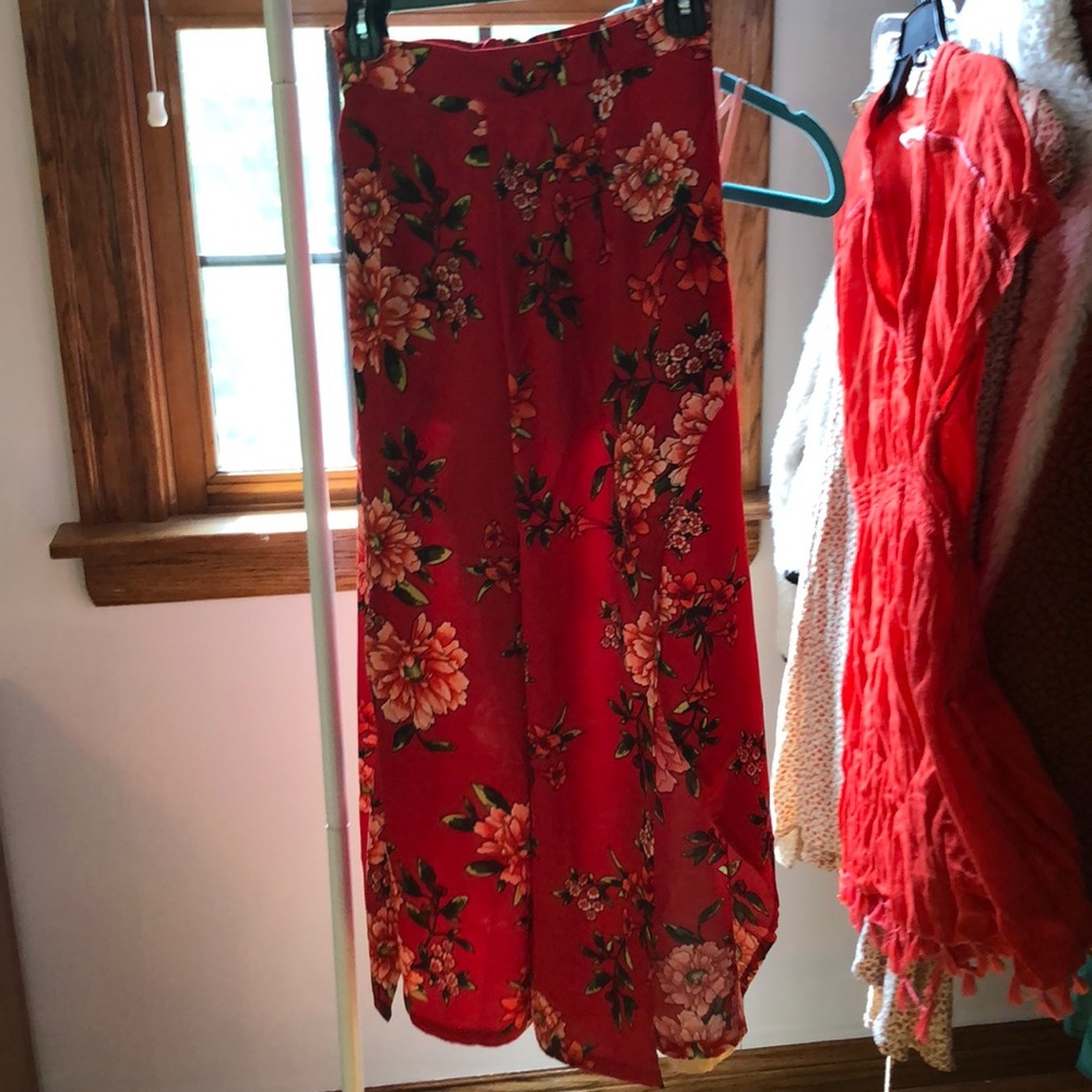 Flowy floral pants